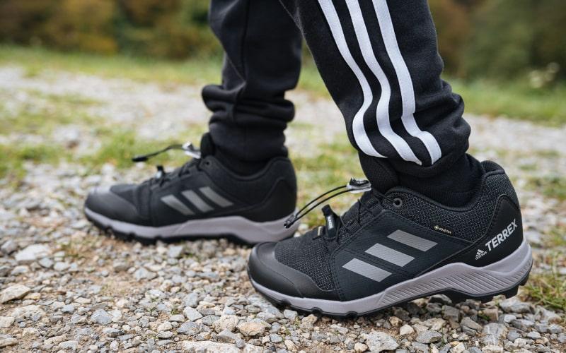 Adidas TERREX GTX K, cipele za planinarenje, crna | Intersport