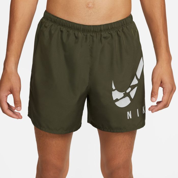 Nike M NK DF CHLNR SHRT 5BF RUN DVN, muške kratke hlače za trčanje, zelena  | Intersport